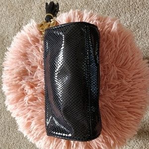 Michael Kors Black/Gold Pouch
